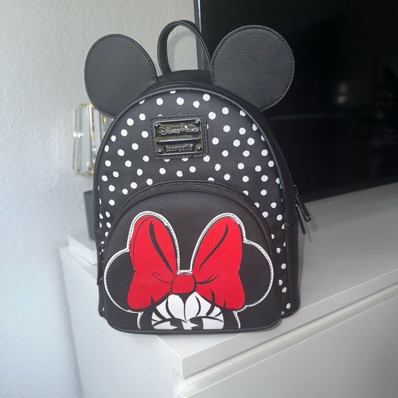 Disney Handbags - Loungefly Minnie Mouse Backpack Purse